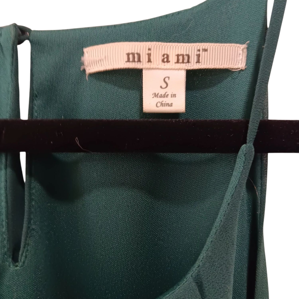 Elegant Green Sleeveless Dress - Picture 6 of 9